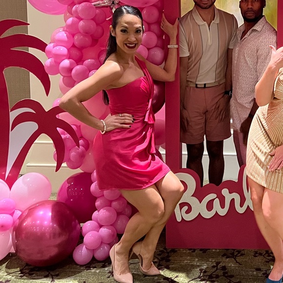 BCBGMAXAZRIA Barbie Pink One Shoulder Dress size 6 - Picture 7 of 7